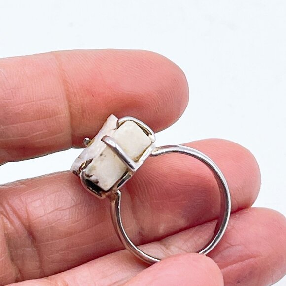925 Sterling Silver Raw White Stone Ring 8 - Picture 5 of 6